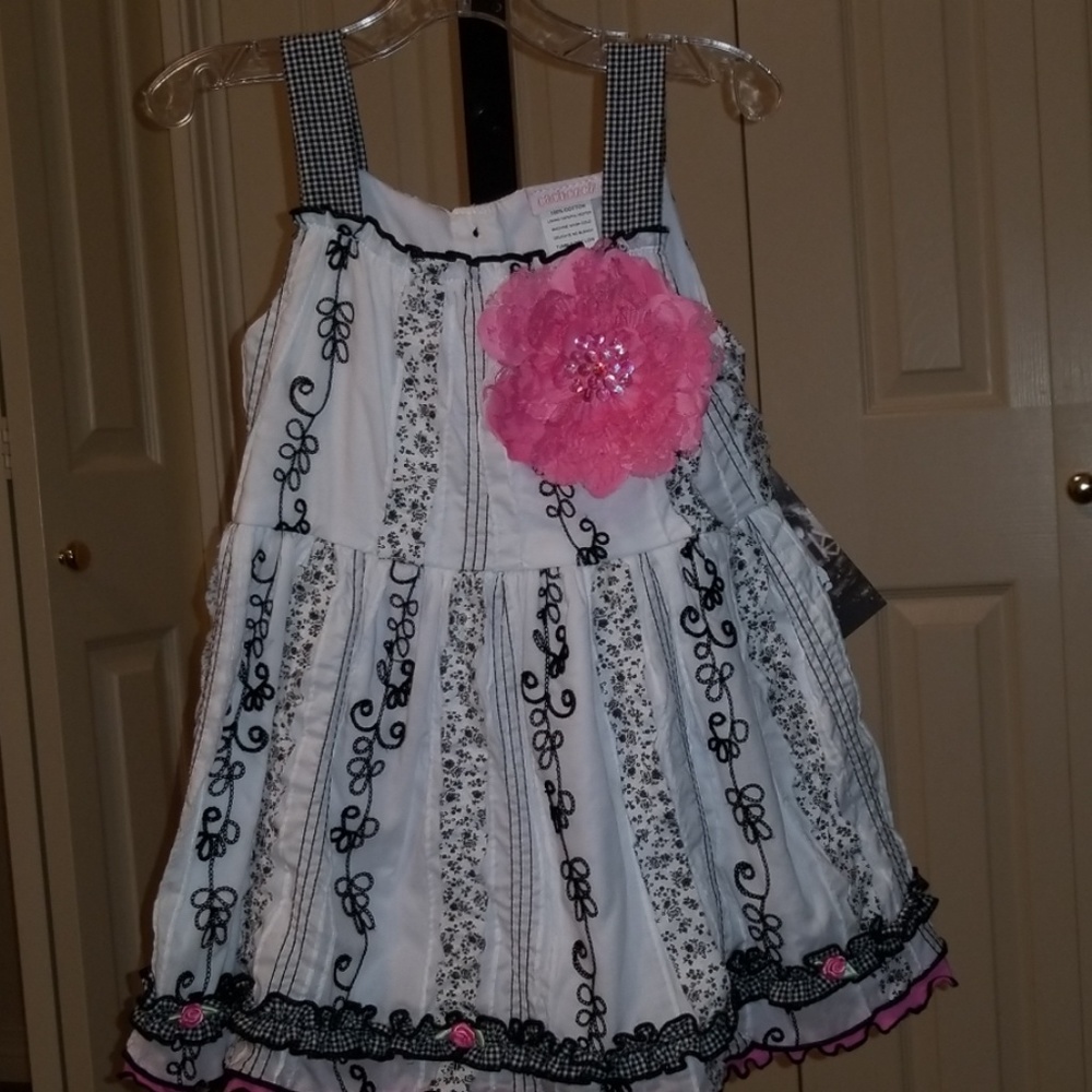 Girls dress